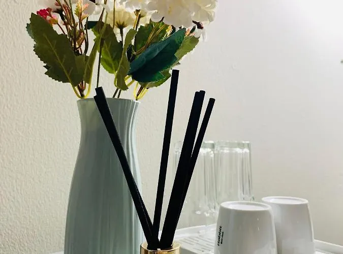 Poppular T8 Fl14 Apartment *